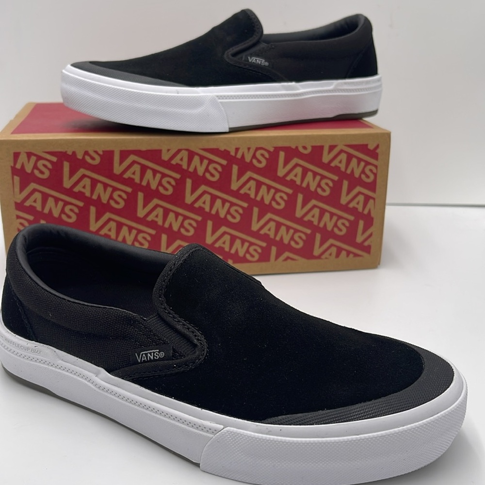 Vans WMNS Bmx Slip-On Black/Gray/White
VN0A5JIS9BG Sneakers - Picture 13 of 16